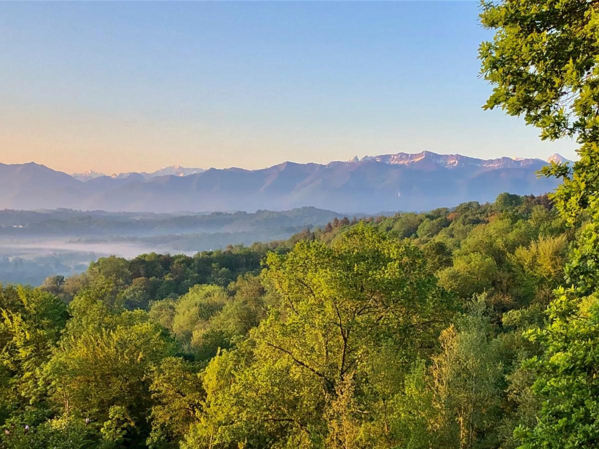 La Cabane Des Coteaux Gan Eksteriør billede